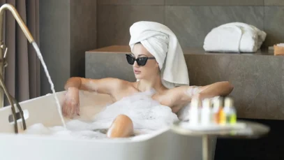 piramide-de-maslow-entender-motivacion-wide_webp